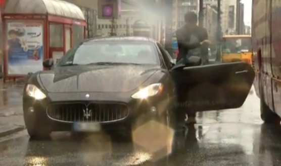 urwali-drzwi-od-maserati-duze